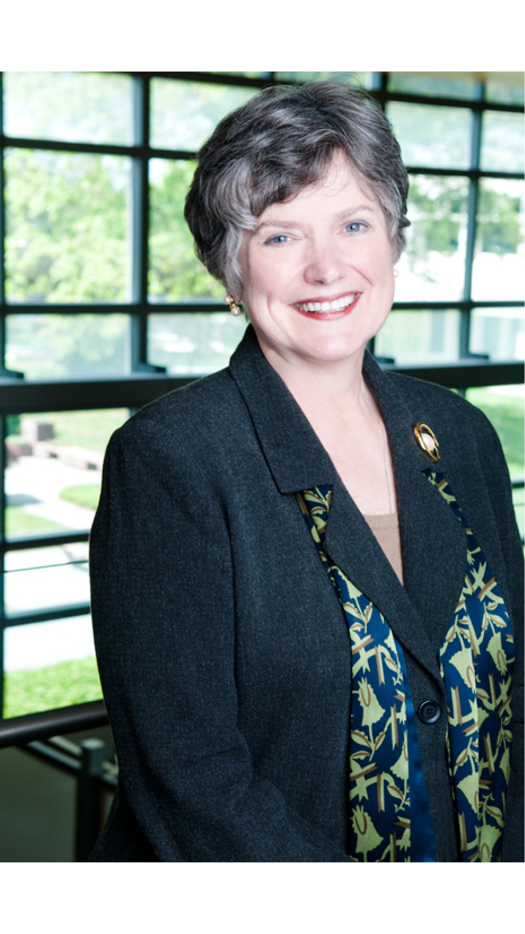 Dra. Marla E. Salmon